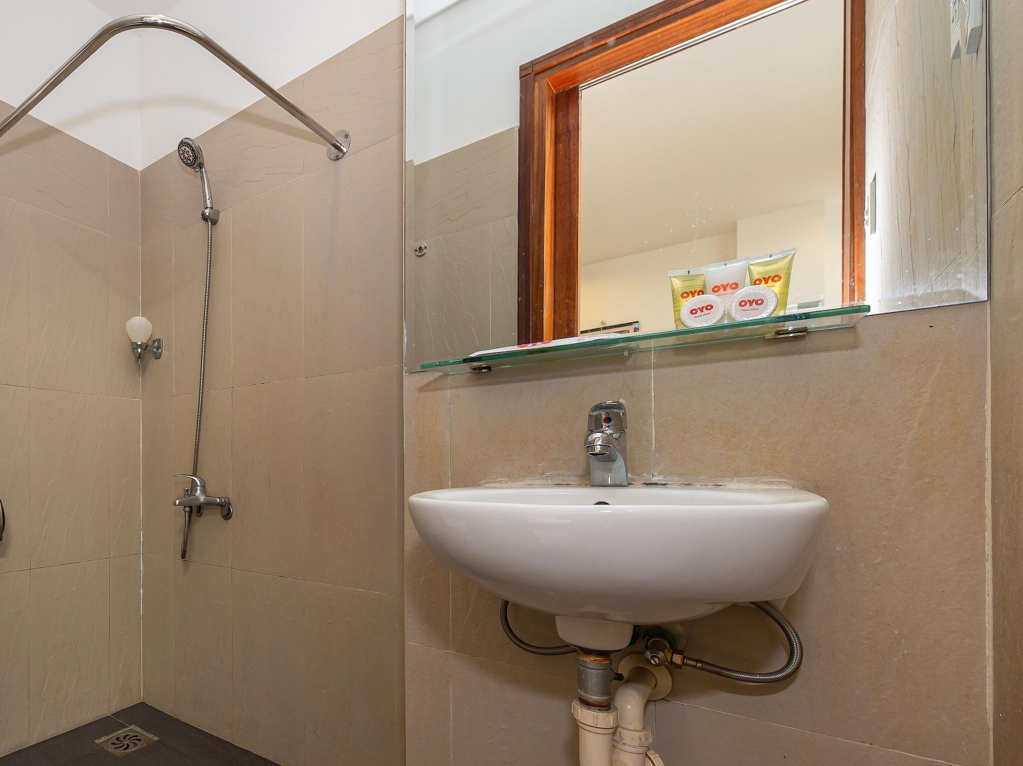 White Lion Hotel Να Τρανγκ Εξωτερικό φωτογραφία