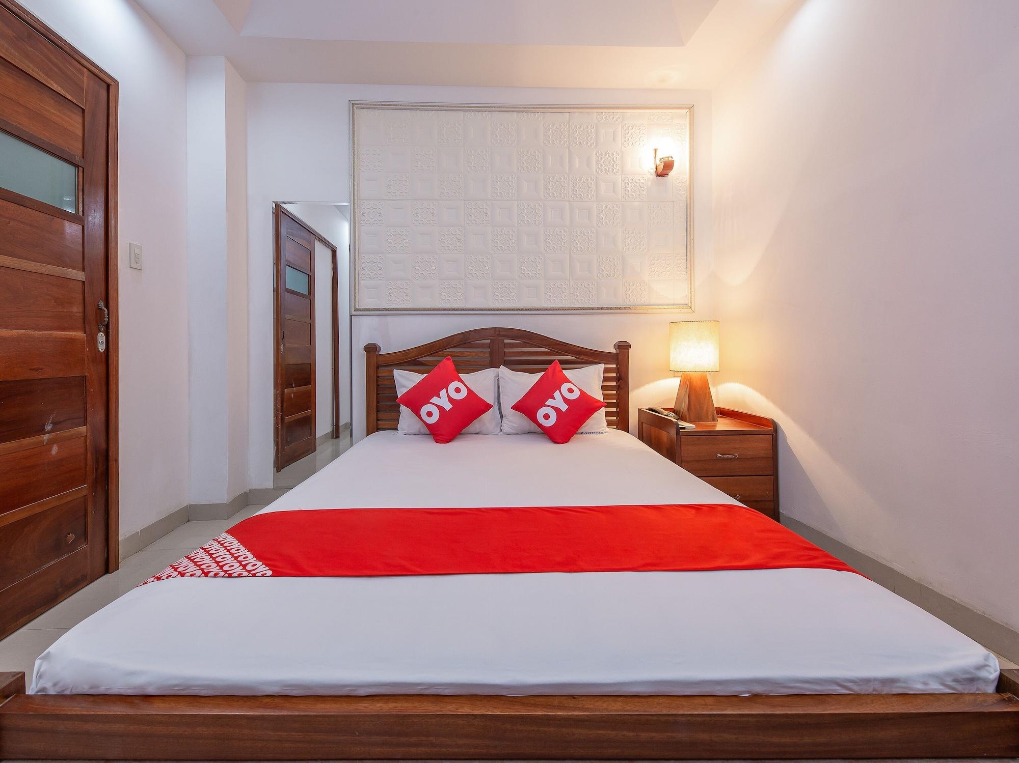 White Lion Hotel Να Τρανγκ Εξωτερικό φωτογραφία