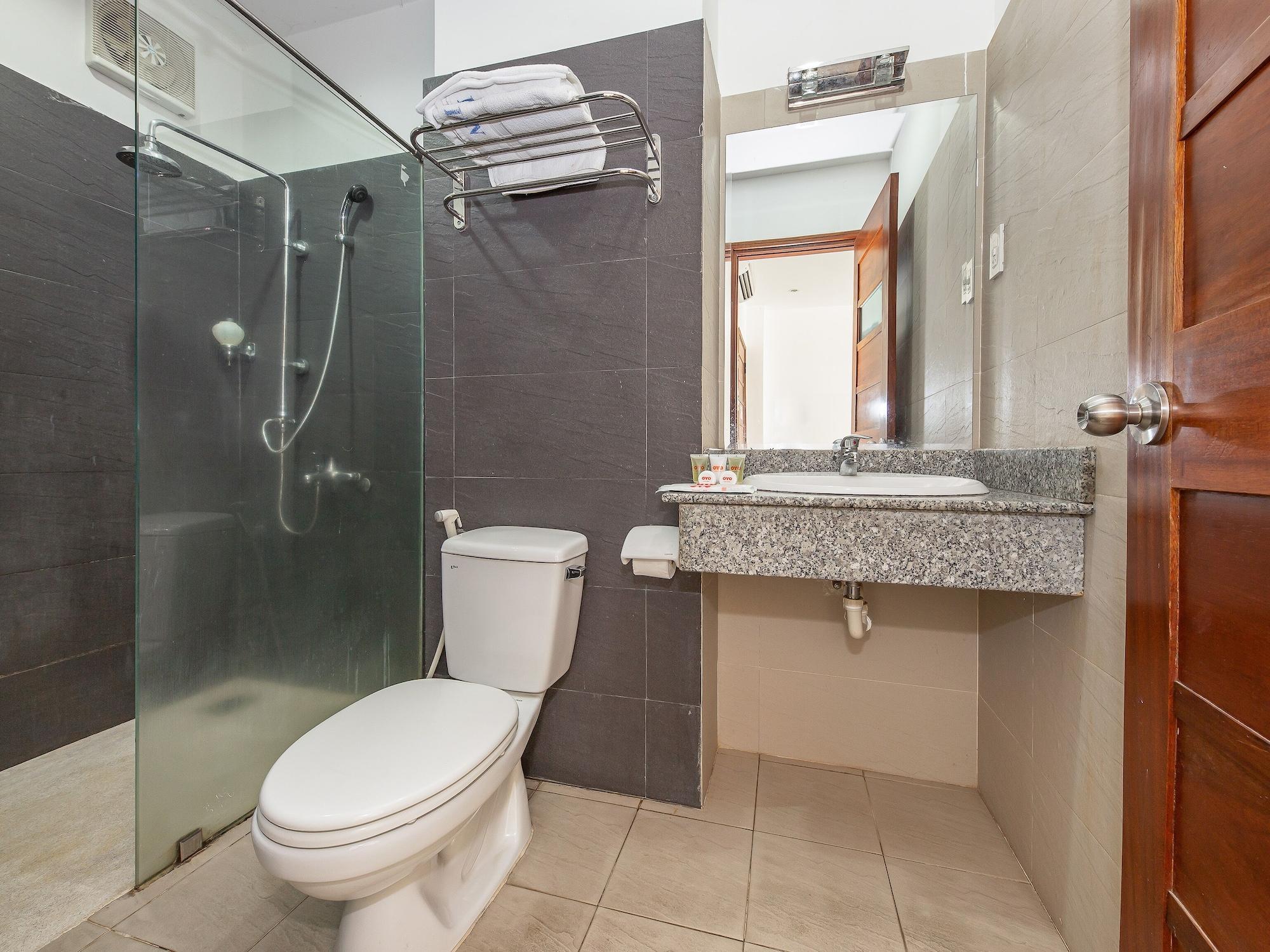 White Lion Hotel Να Τρανγκ Εξωτερικό φωτογραφία
