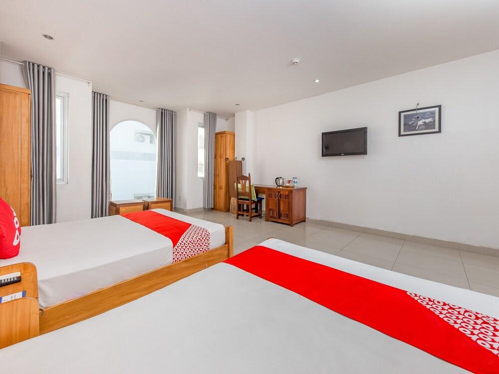 White Lion Hotel Να Τρανγκ Εξωτερικό φωτογραφία