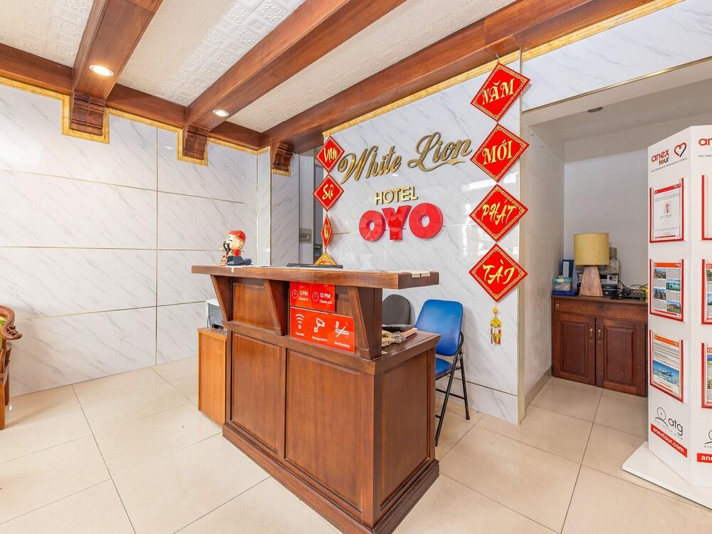 White Lion Hotel Να Τρανγκ Εξωτερικό φωτογραφία