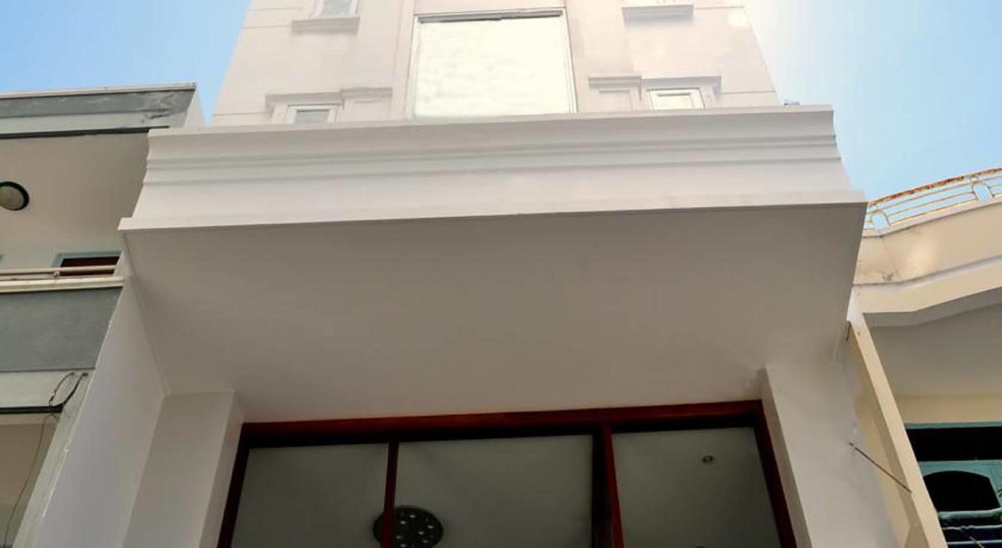White Lion Hotel Να Τρανγκ Εξωτερικό φωτογραφία
